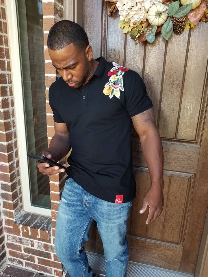 ybOrdinary - Polo w/Floral Embroidery